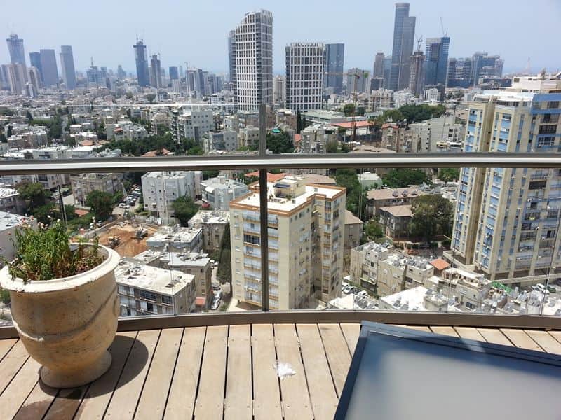 ניקוי חלונות מרפסות שמש - כנסו להמשך קריאה