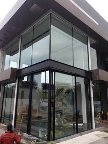 ניקוי חלונות ווילה החל מ 800 ש"ח